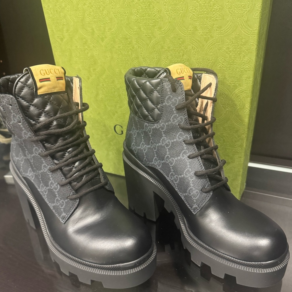Gucci Black and Gray Lace Up combat Boots. Brand new